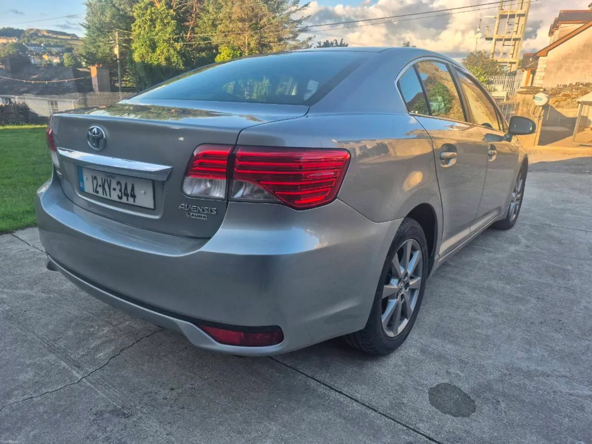 Toyota avensis - Image 4