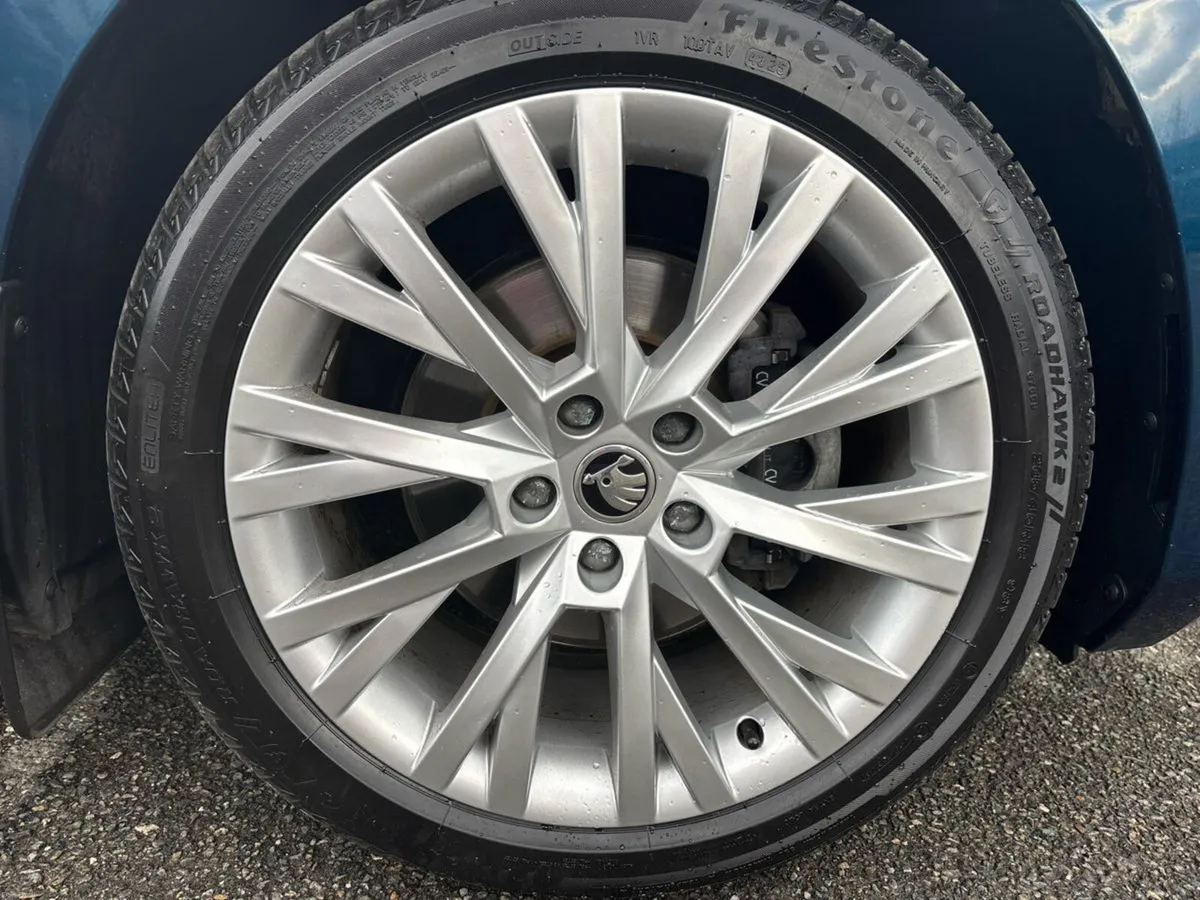Skoda Superb SUPERB STY 2.0TDI 150HP DSG - Image 5