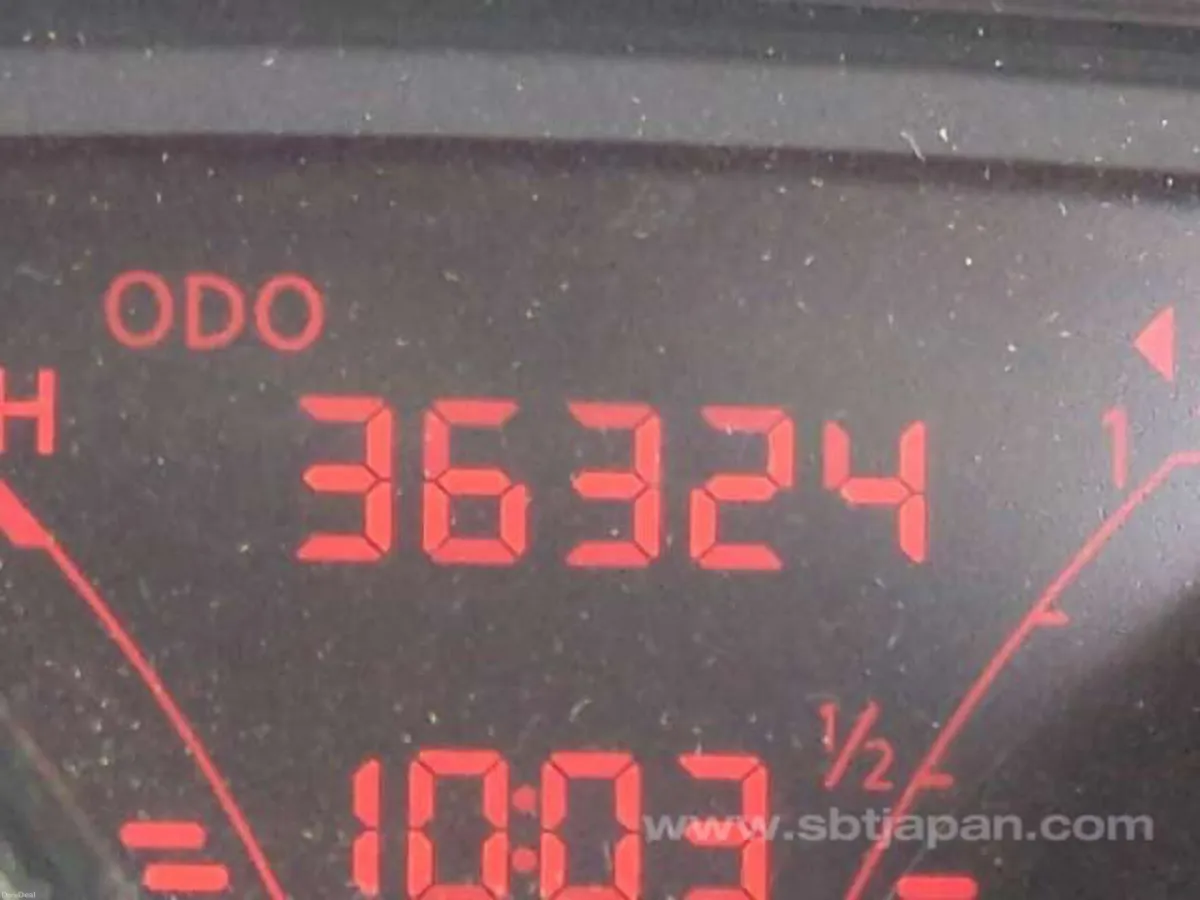 2014 Nissan Note Automatic 37,000km Perfect car - Image 6
