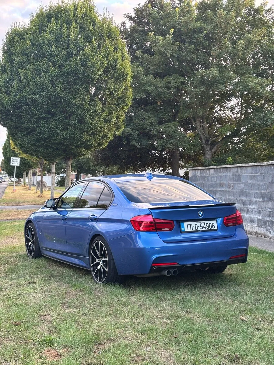 BMW 330e  M Sport | Full BMW Service History - Image 2