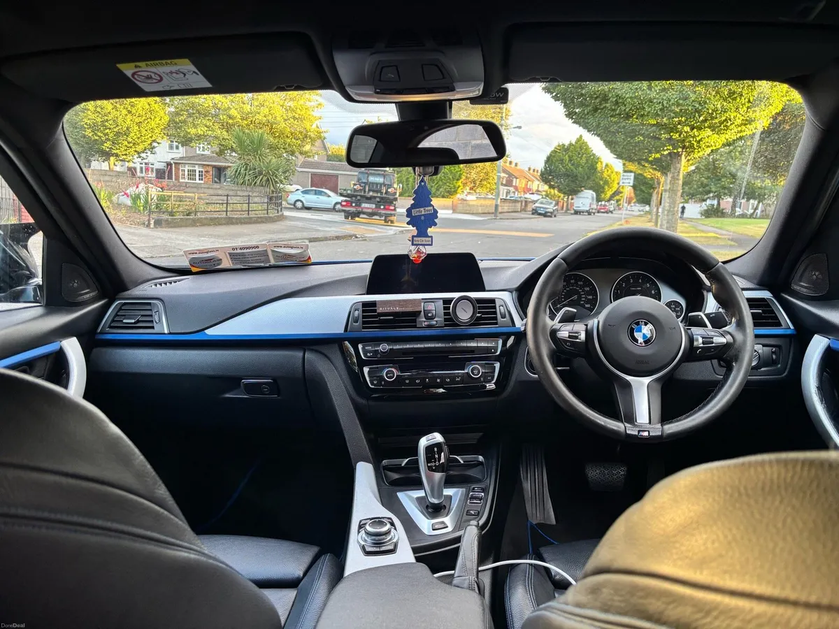 BMW 330e  M Sport | Full BMW Service History - Image 4