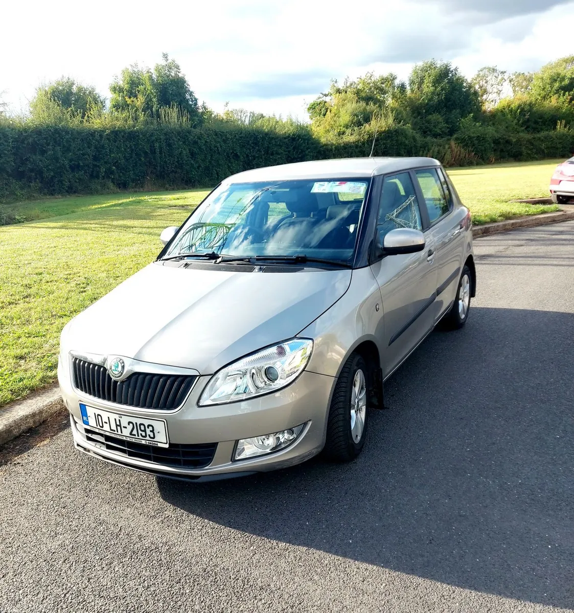 2010 Skoda Fabia1.2l Low mileage - Image 2