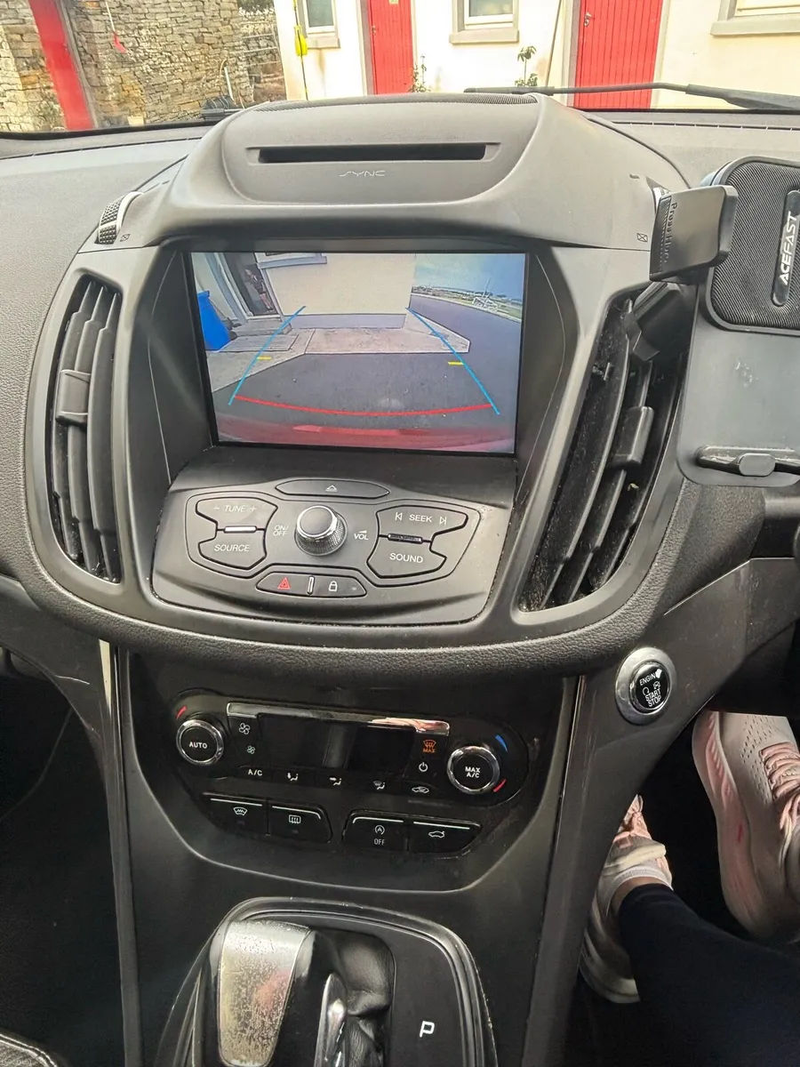 Ford kuga Automatic 4wheel-drive, new timing belt. - Image 6