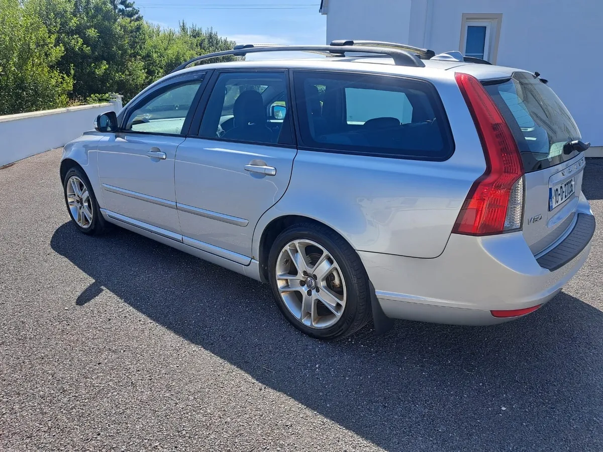 Volvo V50 - Image 4