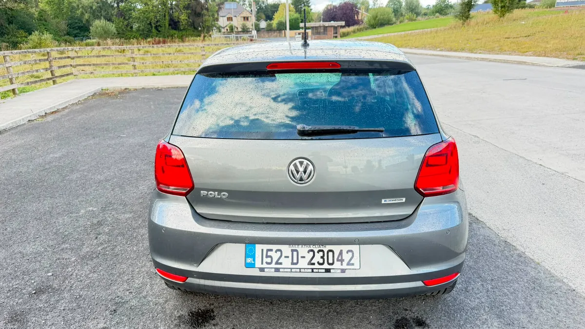 2015 VOLKSWAGEN POLO LOW KMS - Image 6