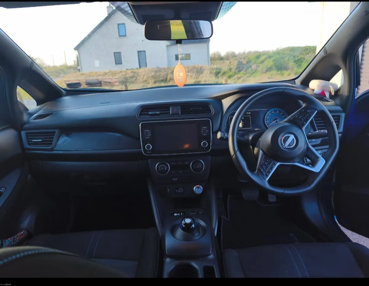 Nissan Leaf 2025 Full Electric   @€19500 - Image 3