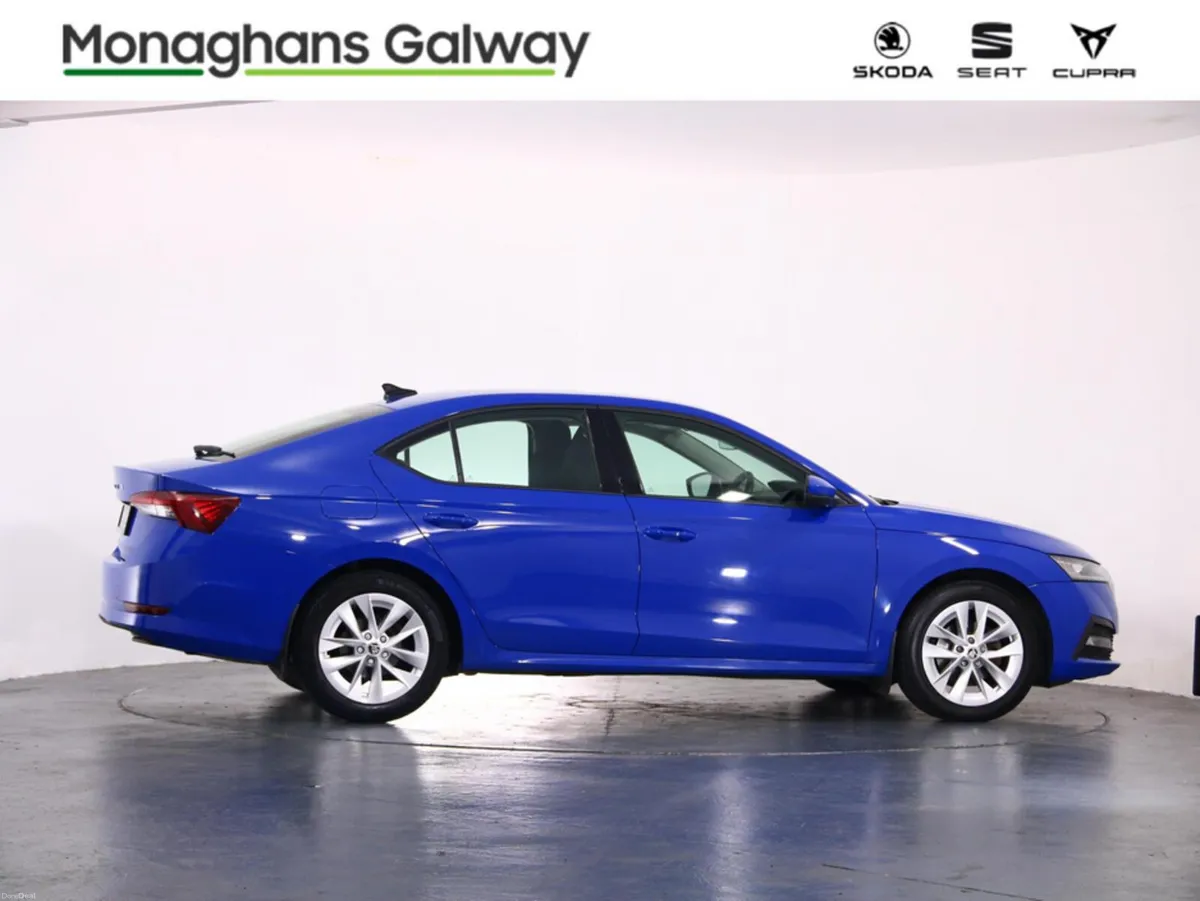 Skoda Octavia AMBITION 2.0 TDI 150HP 5DR - Image 2