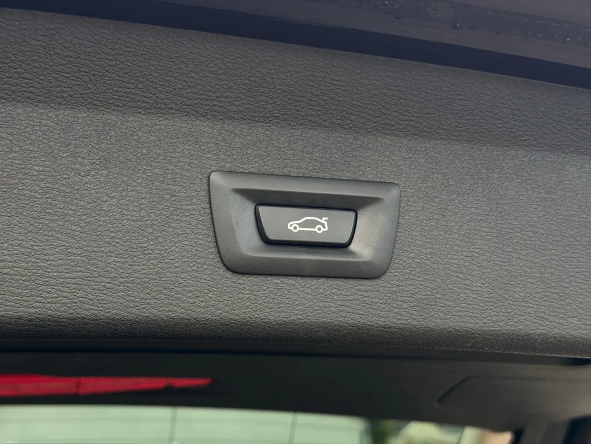 BMW X1 SDRIVE 18D SE - Image 6