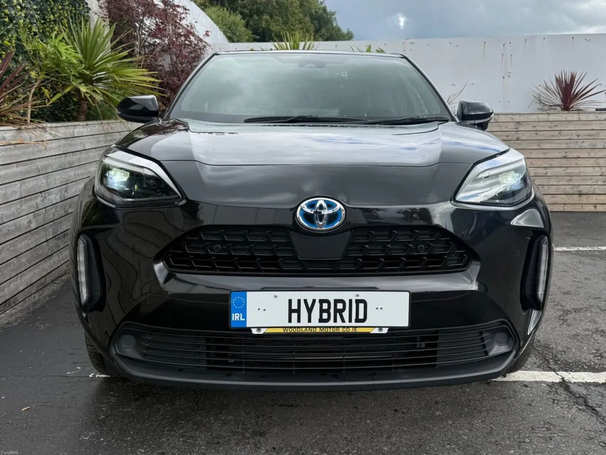 Toyota Yaris Cross 1.5 HYBRID / SOL TOP SPEC / LOW - Image 4