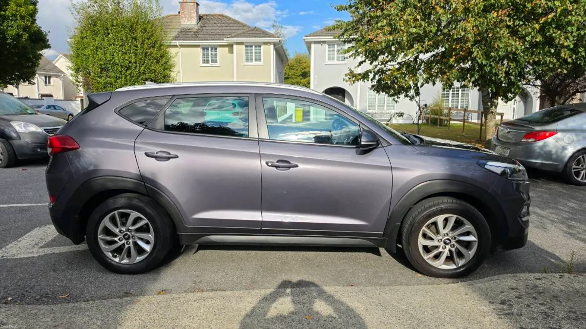 2016 Hyundai tucson Executive model - Image 4