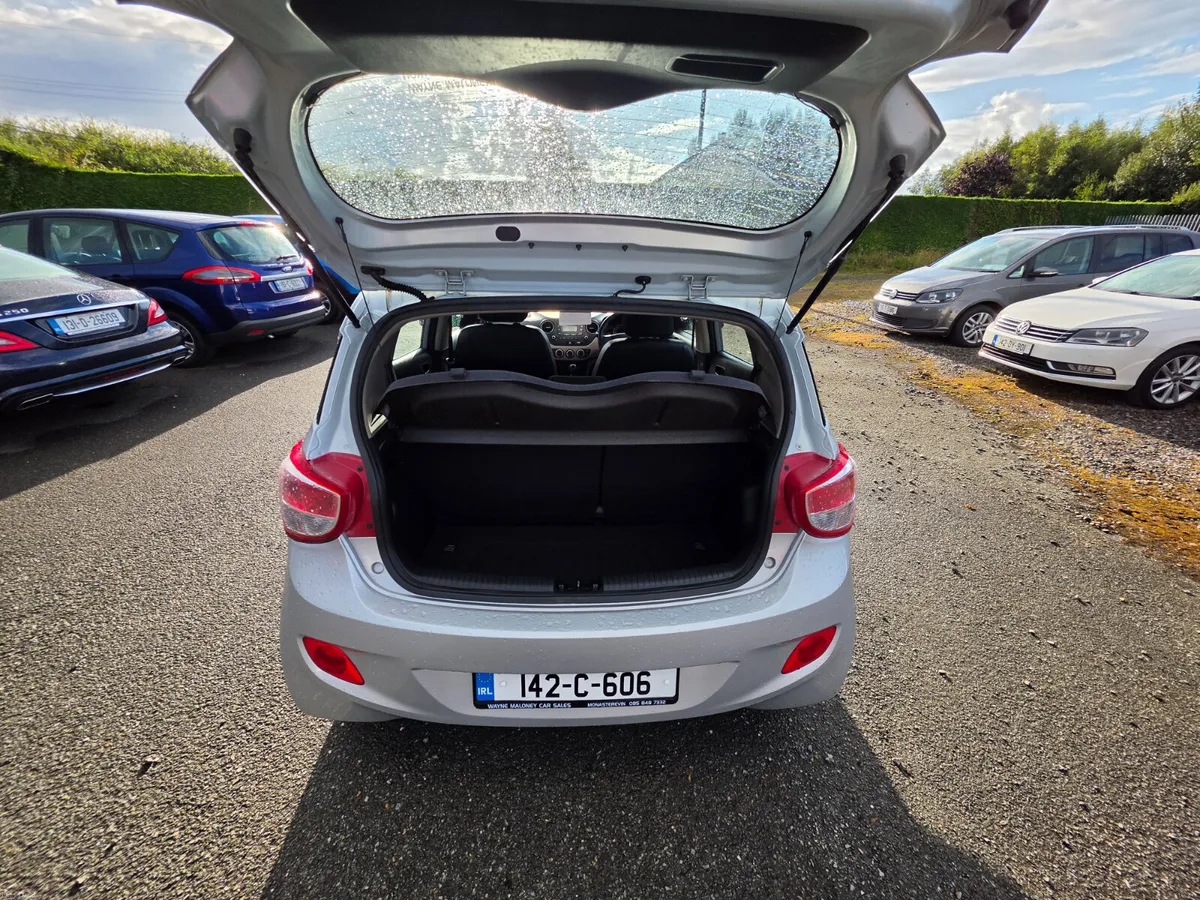 142 Hyundai i10 1 Liter - Image 5