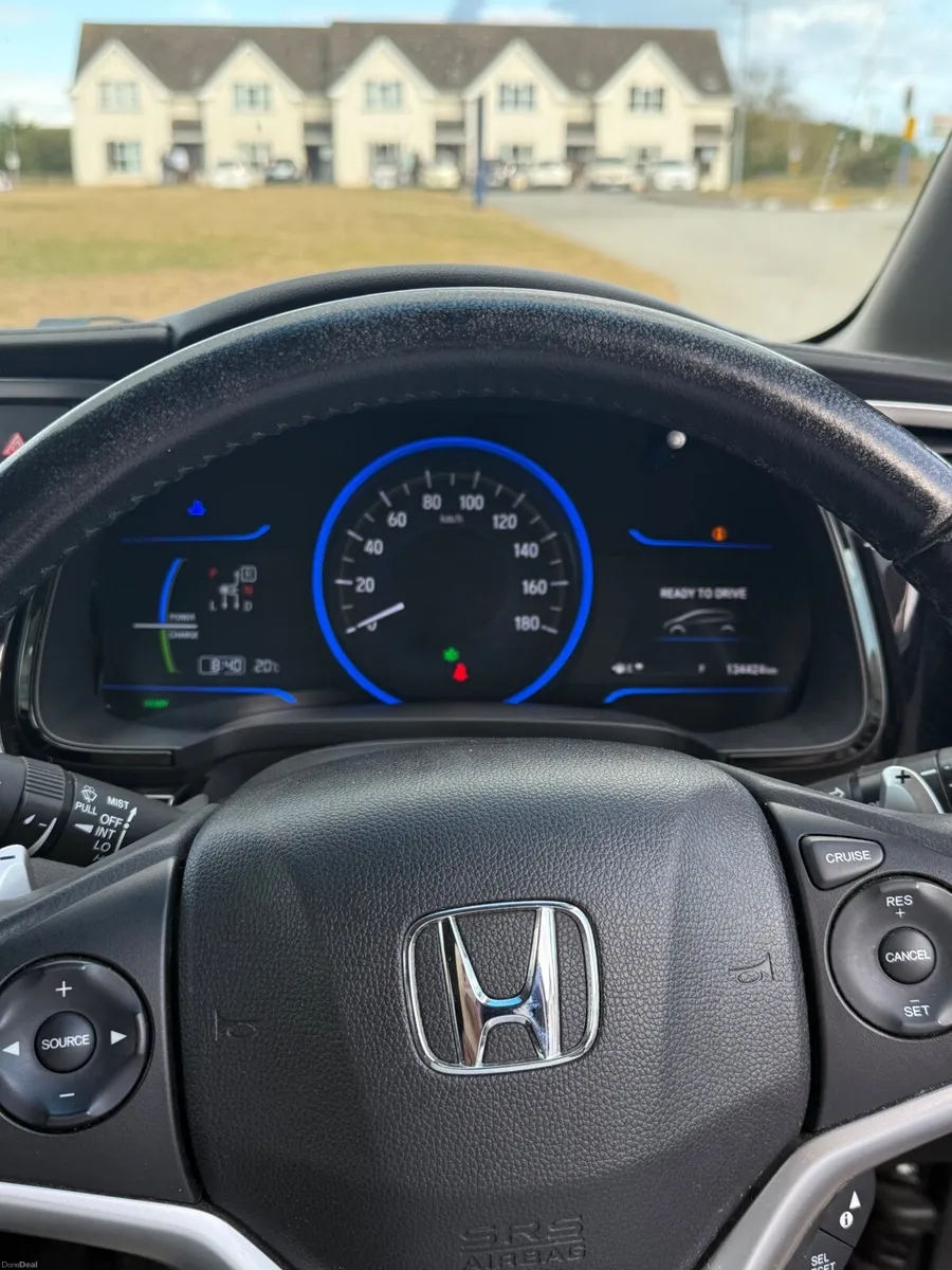 Honda Shuttle 2016 - Image 2