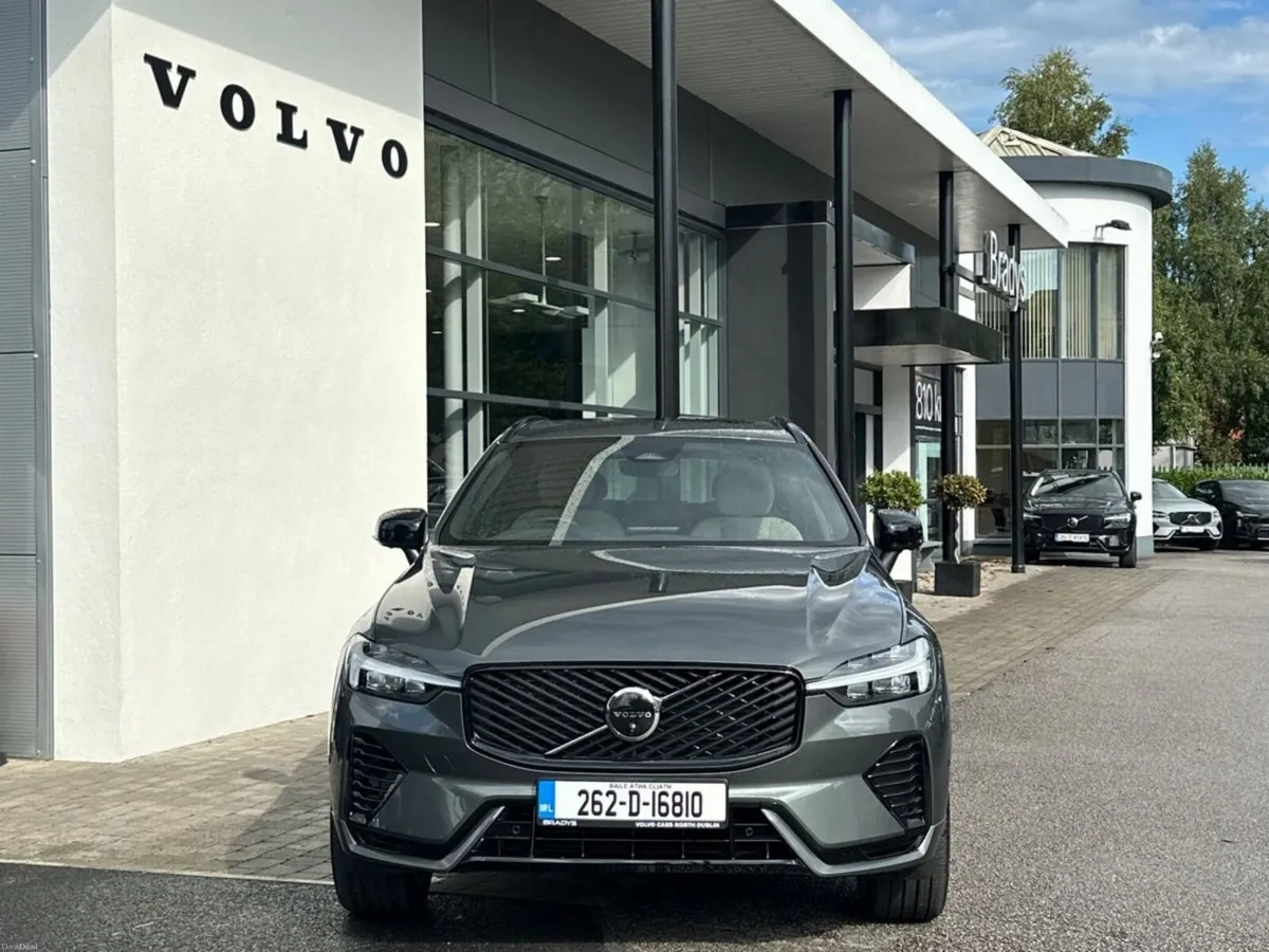 Volvo XC60 XC60 T6 Plus Dark AWD PHEV--Panoramic R - Image 2