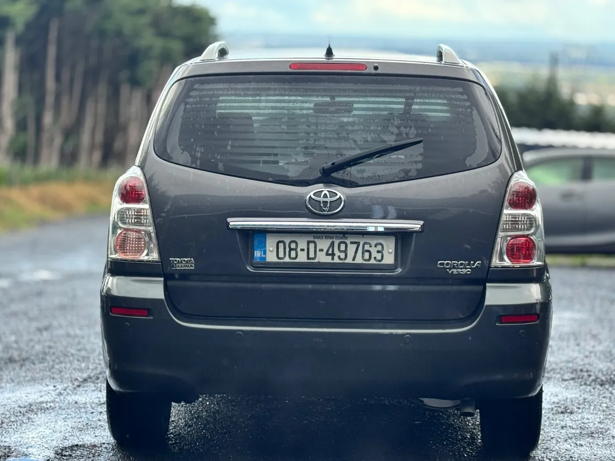 Toyota Corolla 2008 (verso 7 seater ) - Image 4