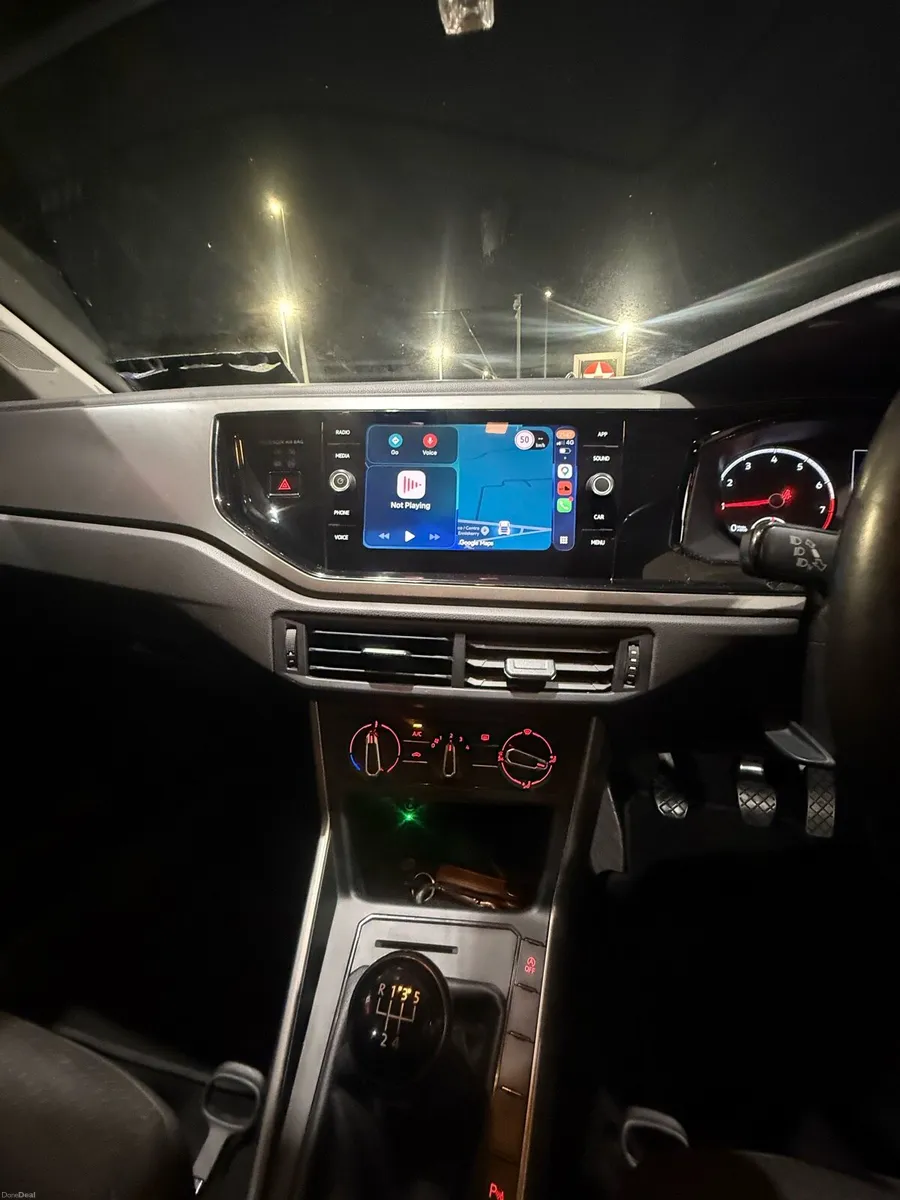 Volkswagen polo - Image 6