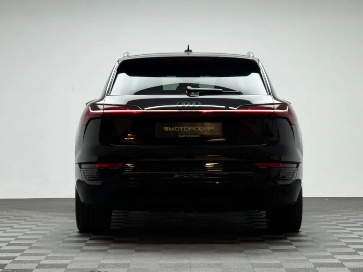 Audi Q8 e-tron BLACK EDITION 55 QUATTRO - Image 6