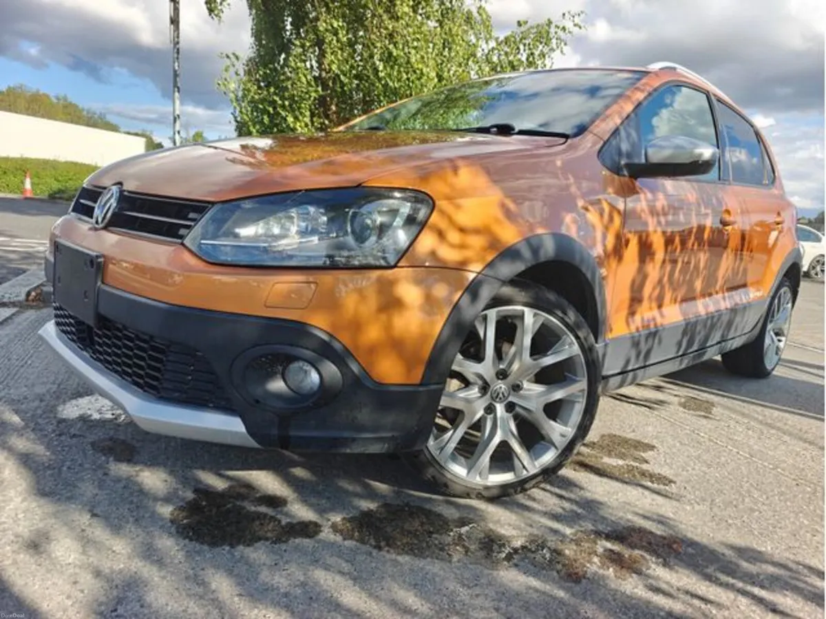 Volkswagen Polo (THE TALL) CROSS POLO - Image 3