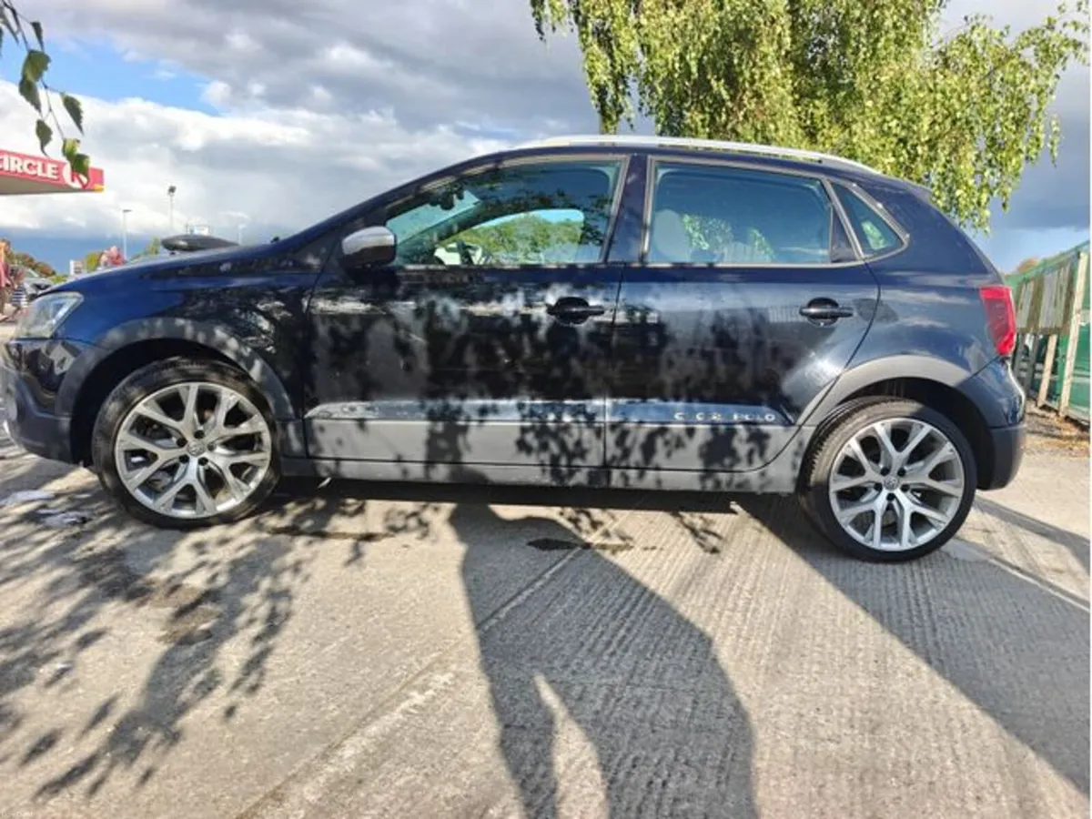 Volkswagen Polo (THE TALL) CROSS POLO - Image 6