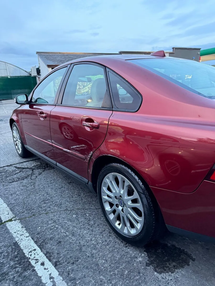 Car - Image 5