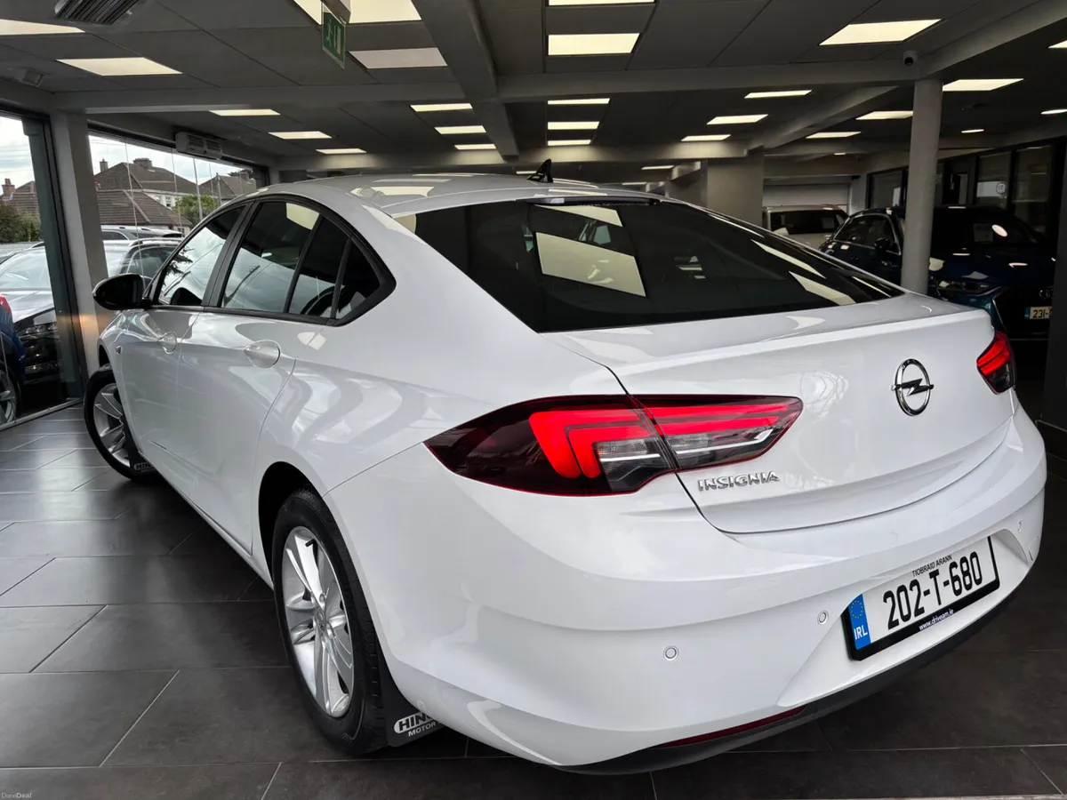 Opel Insignia 2020 1.5 Turbo SC***1 Year Warranty - Image 2