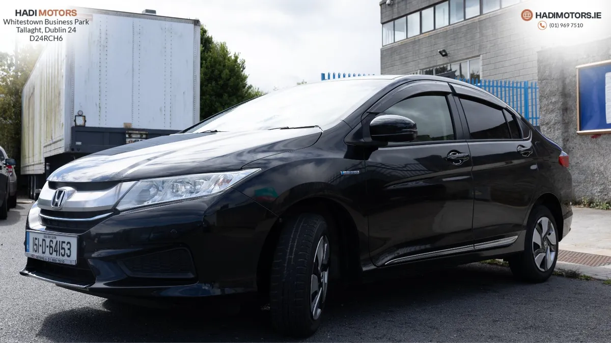 HONDA GRACE 2015 BLACK HYBRID - Image 3