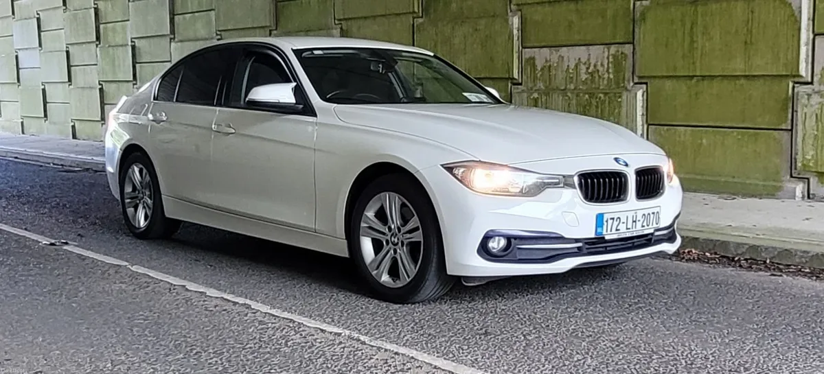 BMW 3-Series 2017 - Image 2