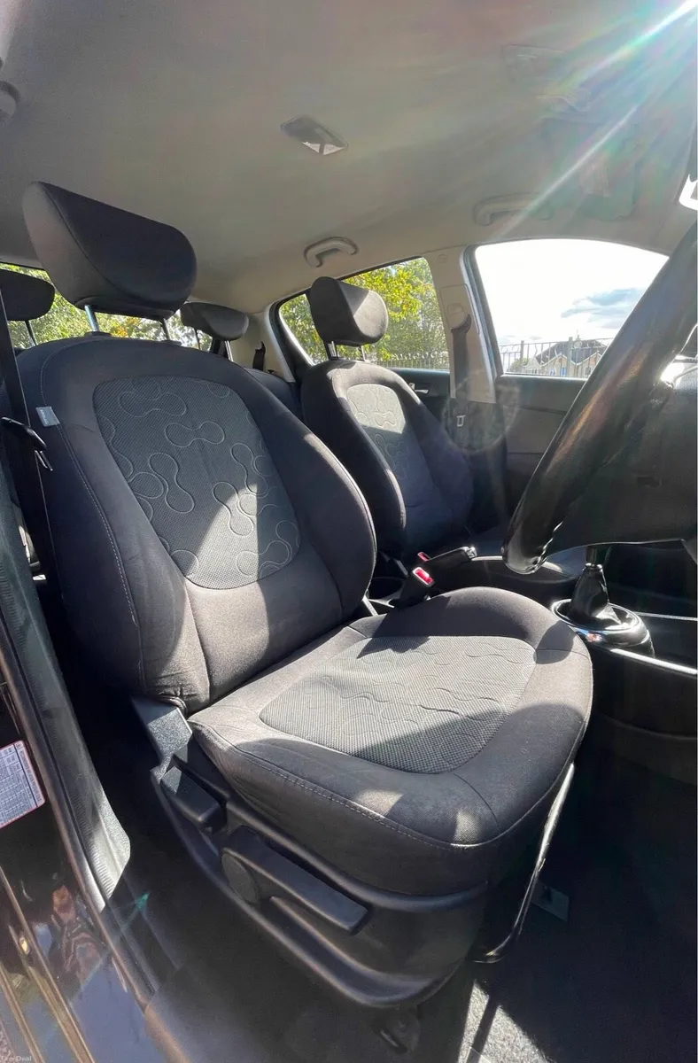 HYUNDAI I20 1.2 petrol - Image 6