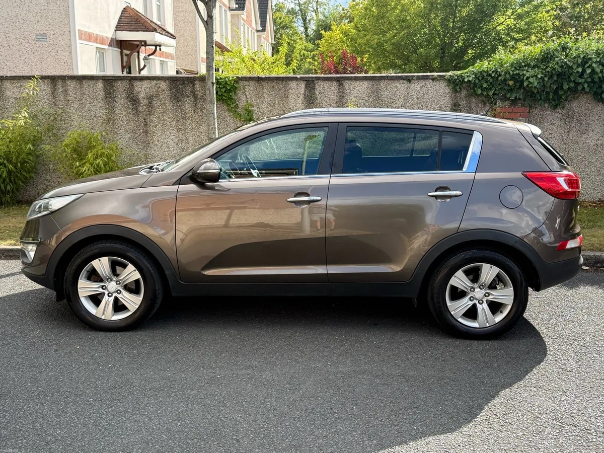 131 Kia Sportage EXS 196k kms NCT 05/27 TAX 04/27 - Image 2