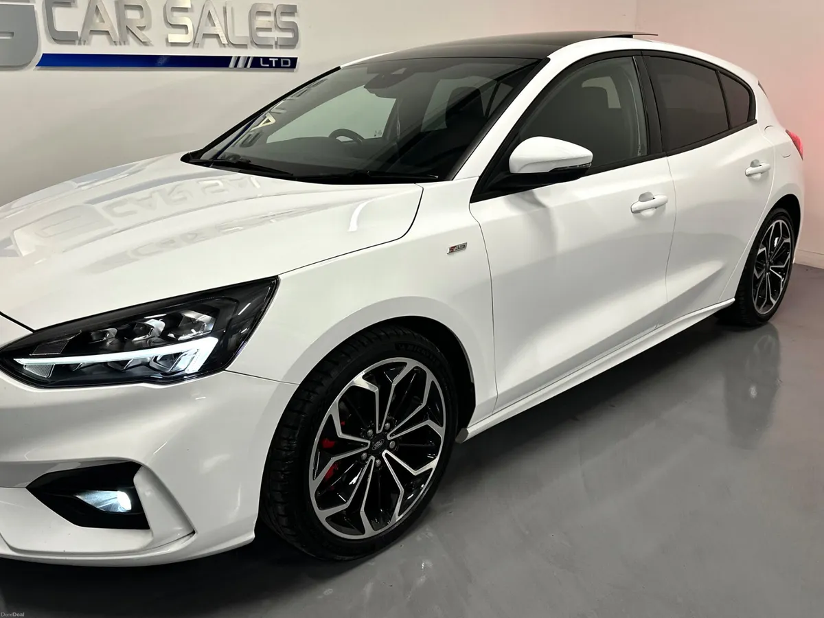 2022 Ford Focus 2.0 ST-Line X - Image 5
