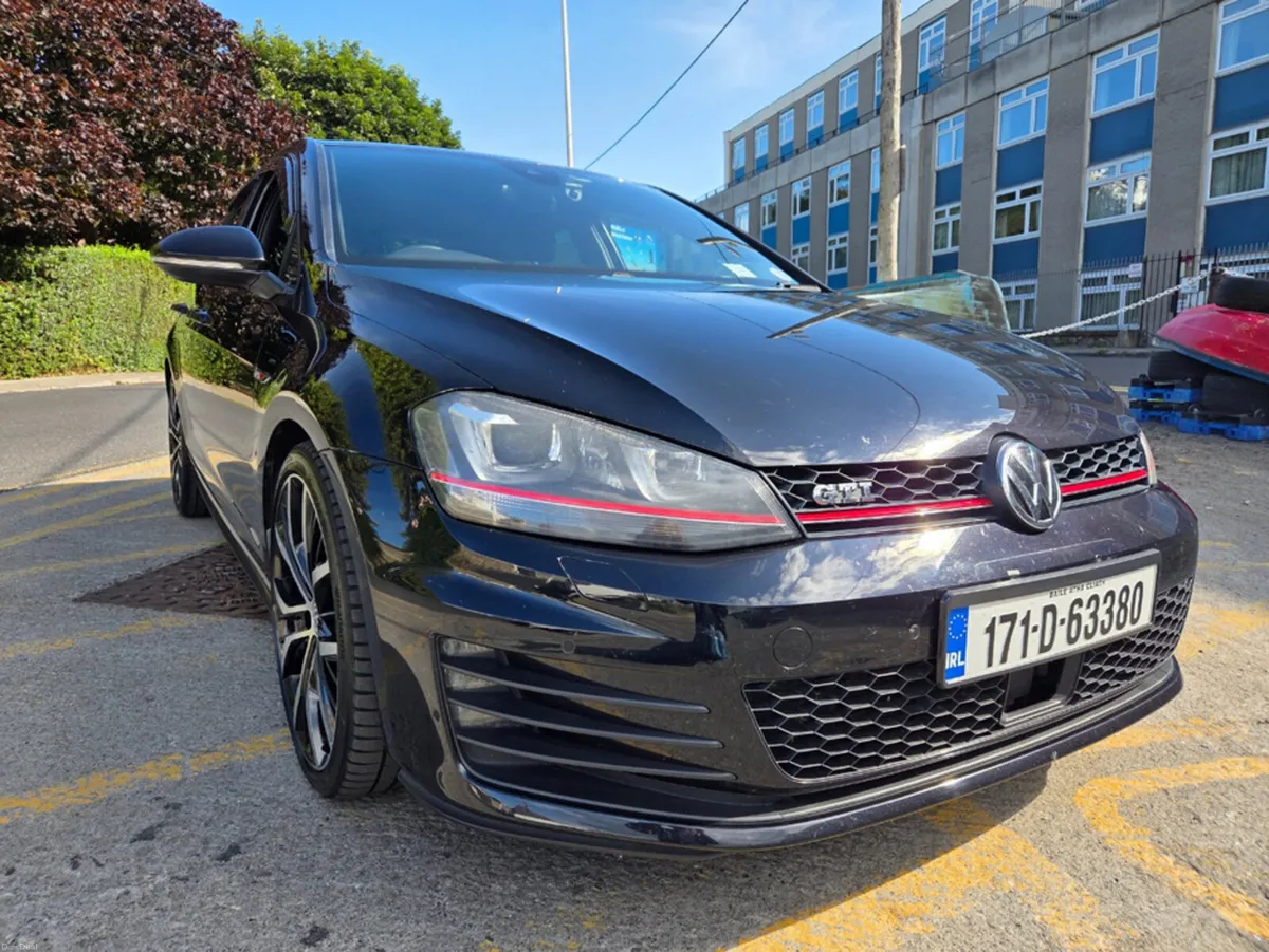 Volkswagen Golf ** DEPOSIT PAID ** ABA-AUCHH 5DR A - Image 1
