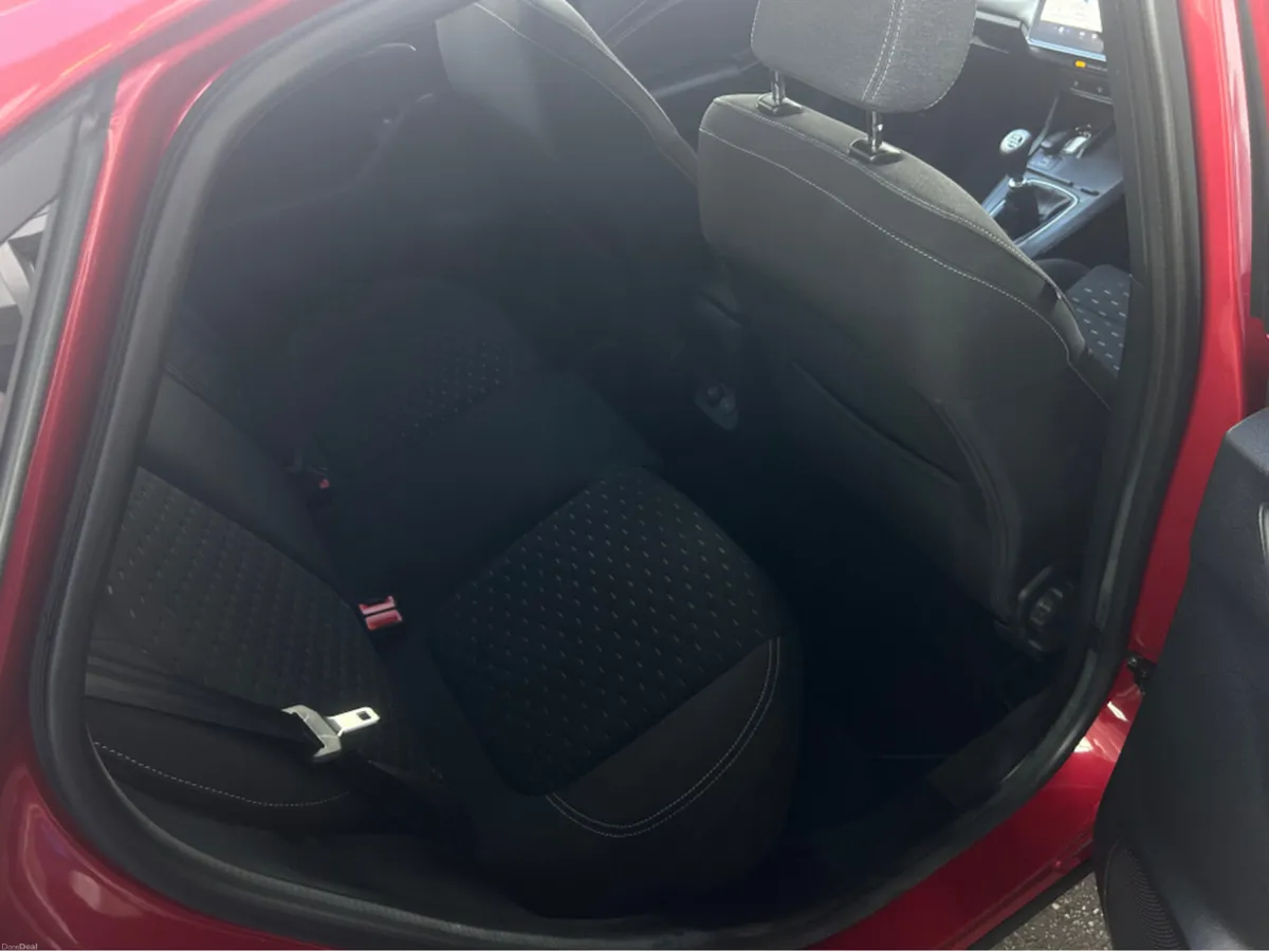Ford Puma TITANIUM 5DR 1.0T 125 MHEV - Image 3