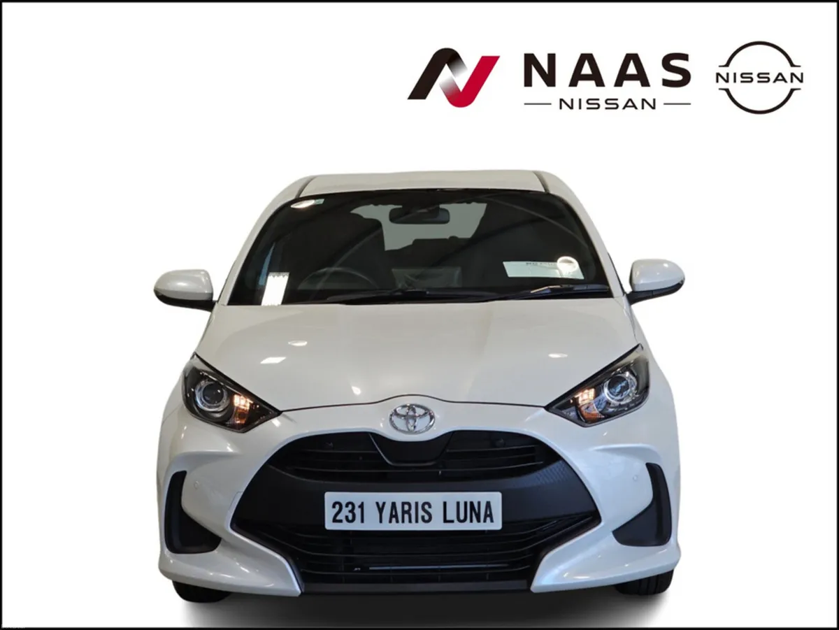 Toyota Yaris 1.0 LUNA - Image 2