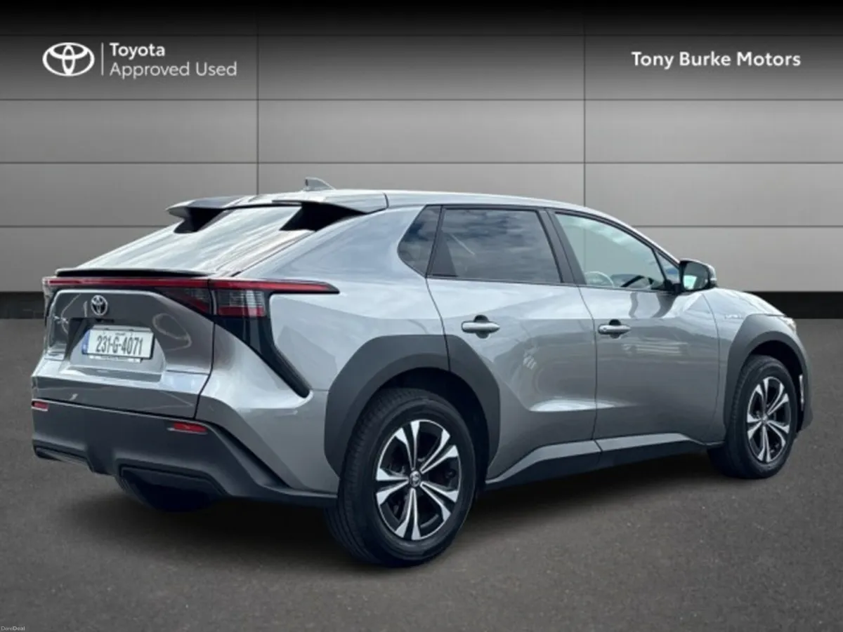 Toyota bZ4X Edition - Pure Electric - TOYOTA Relia - Image 2