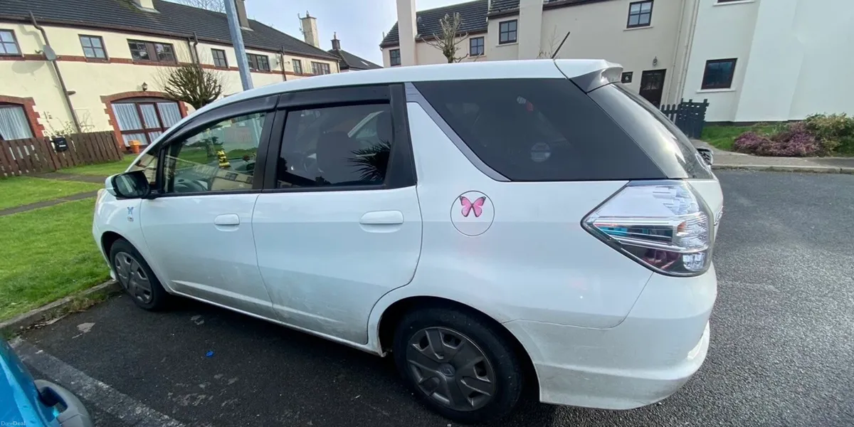 2012 Honda Fit Shuttle for sale - Image 2