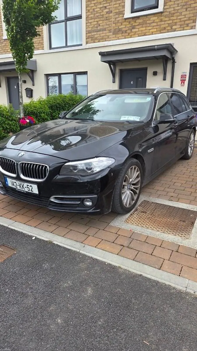 2014 BMW 5 Series - Image 2