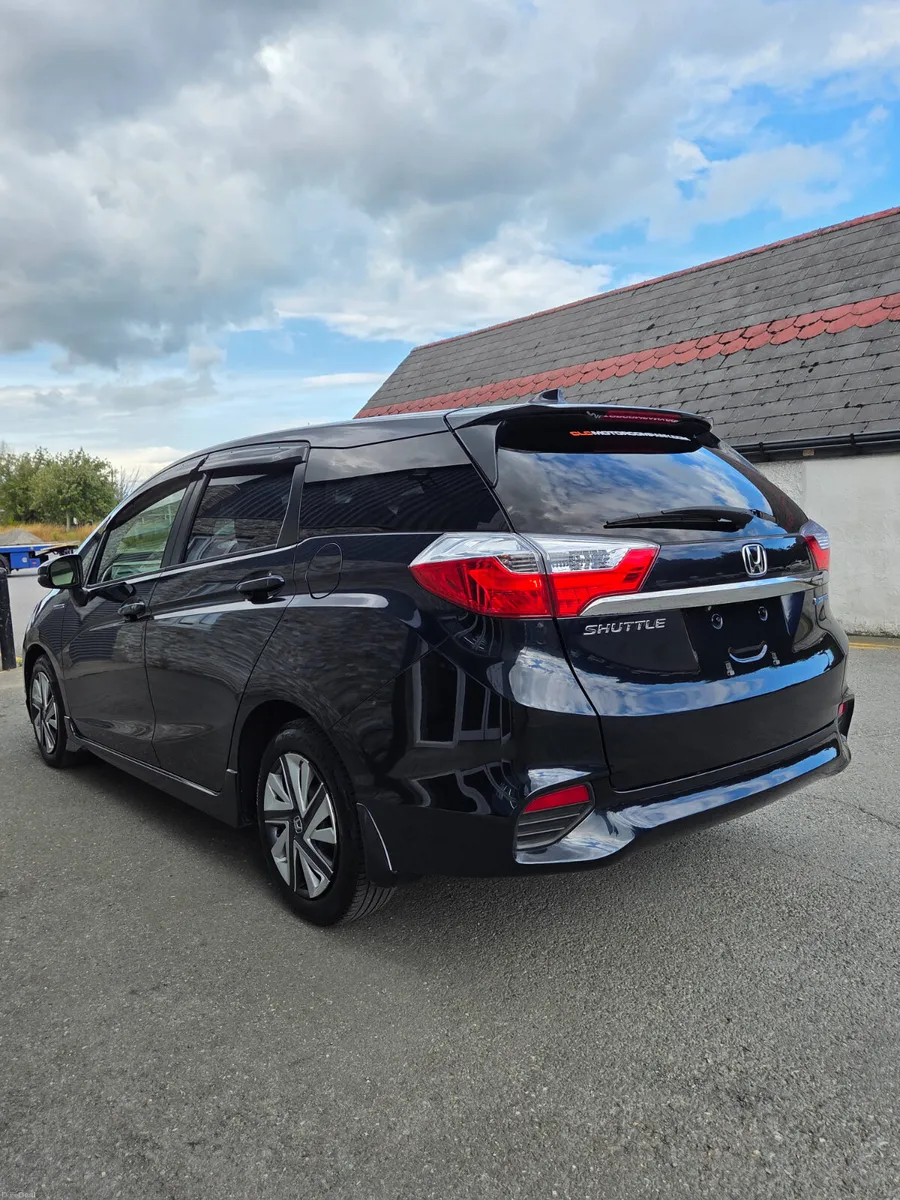 2015 HONDA SHUTTLE / HYBRID AUTO - Image 6