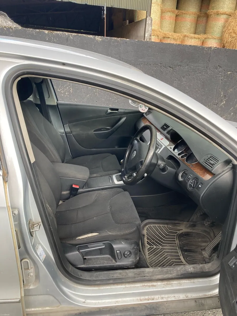 VW PASSAT 2008 - Image 5