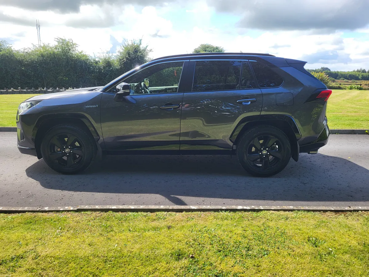 Toyota RAV4  SPORT HYBRID LOW KMS - Image 5
