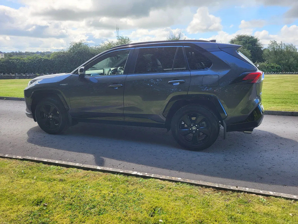 Toyota RAV4  SPORT HYBRID LOW KMS - Image 4
