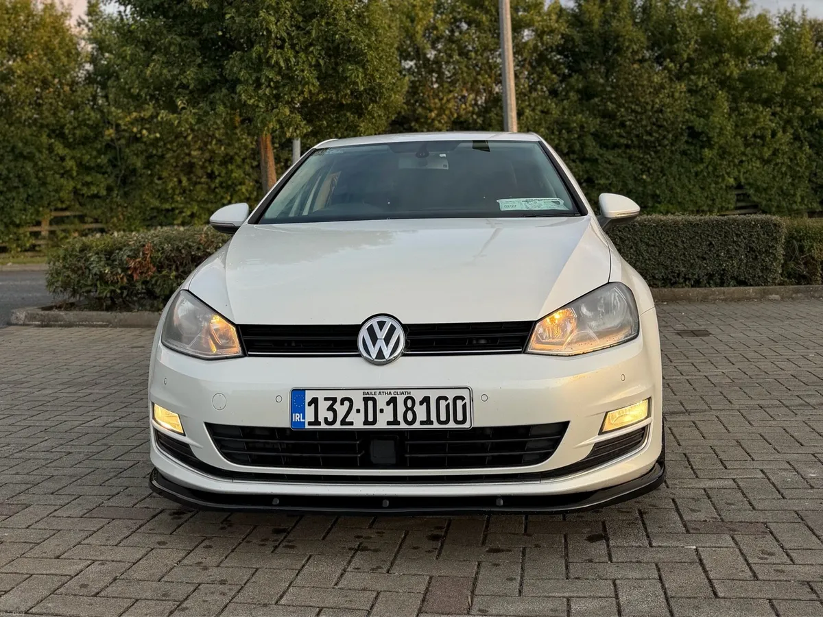 VW GOLF PEARL WHITE - Image 3