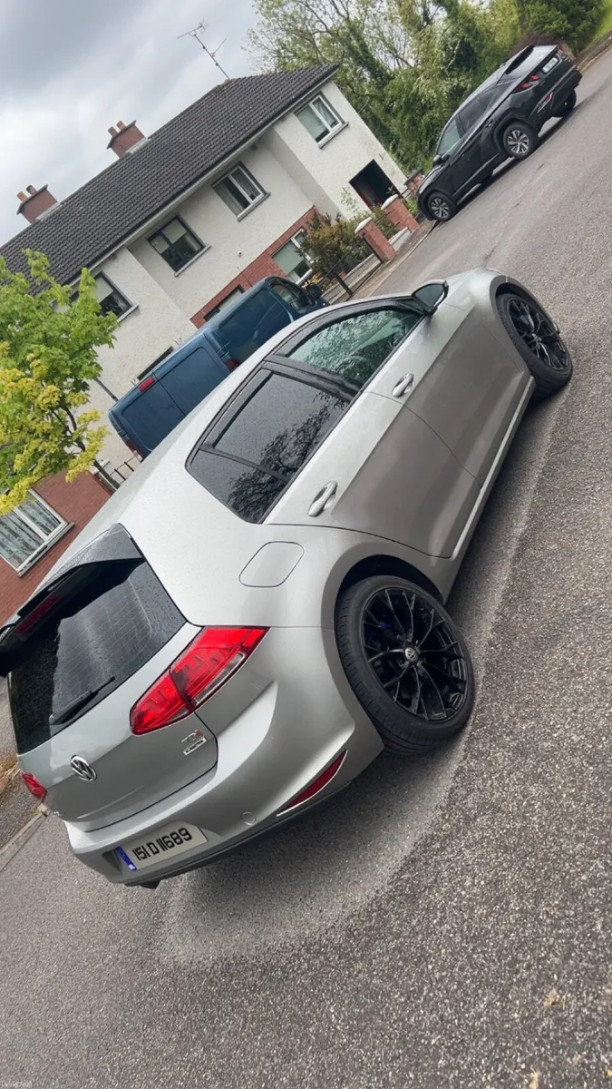Volkswagen Golf 2015 - Image 2