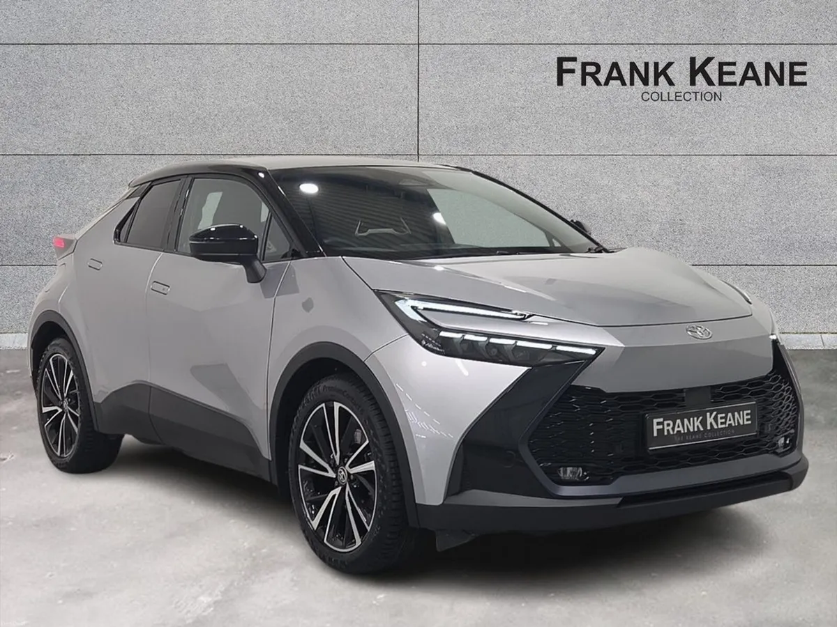 Toyota C-HR 2.0 PHEV Sol - Image 1