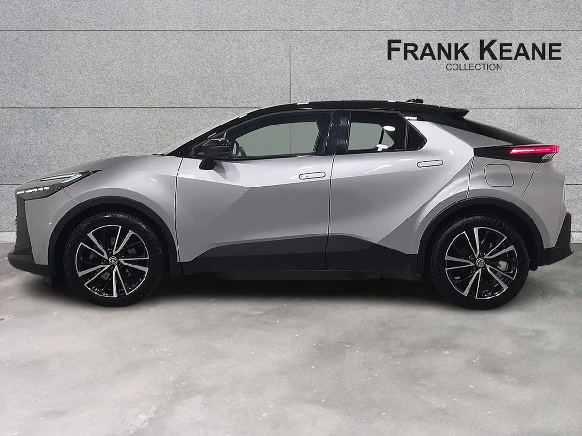 Toyota C-HR 2.0 PHEV Sol - Image 3