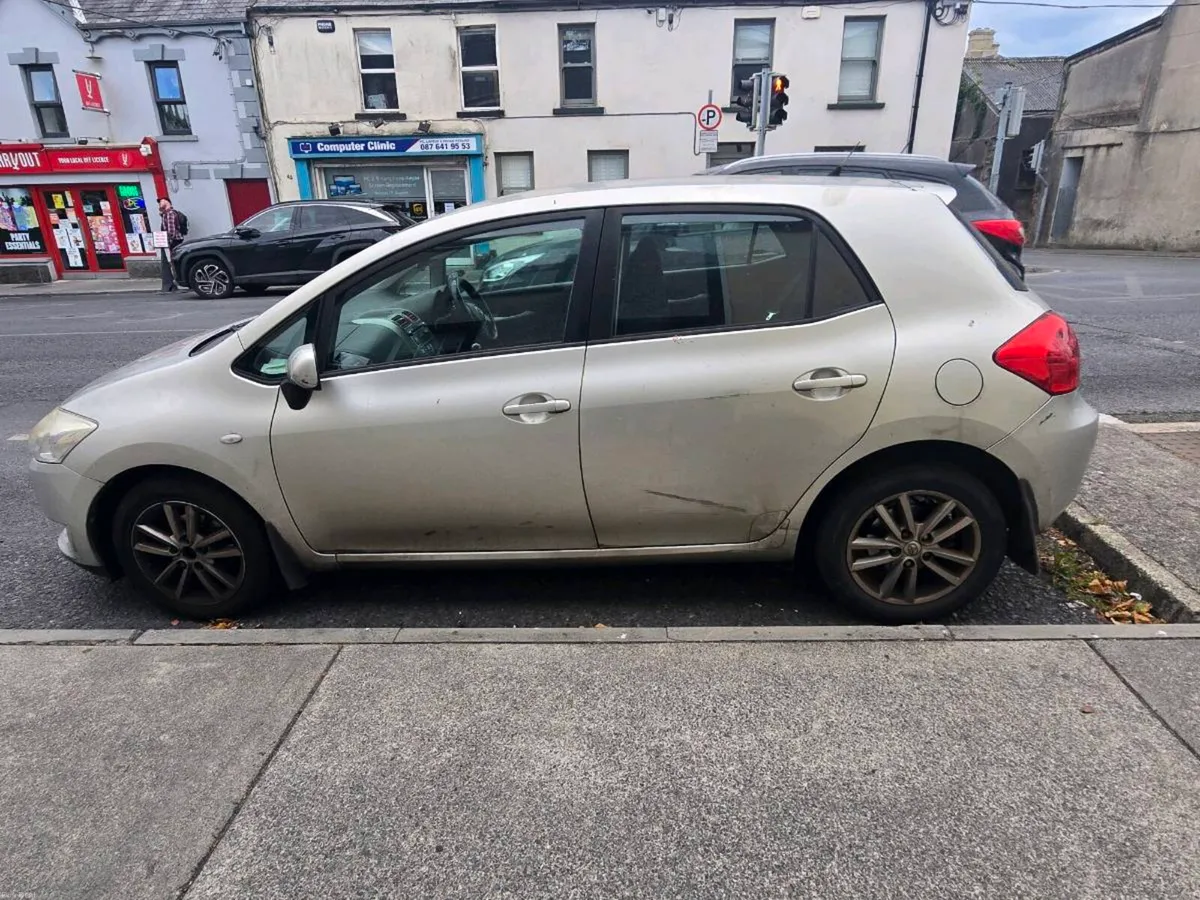 Toyota Auris - Image 3