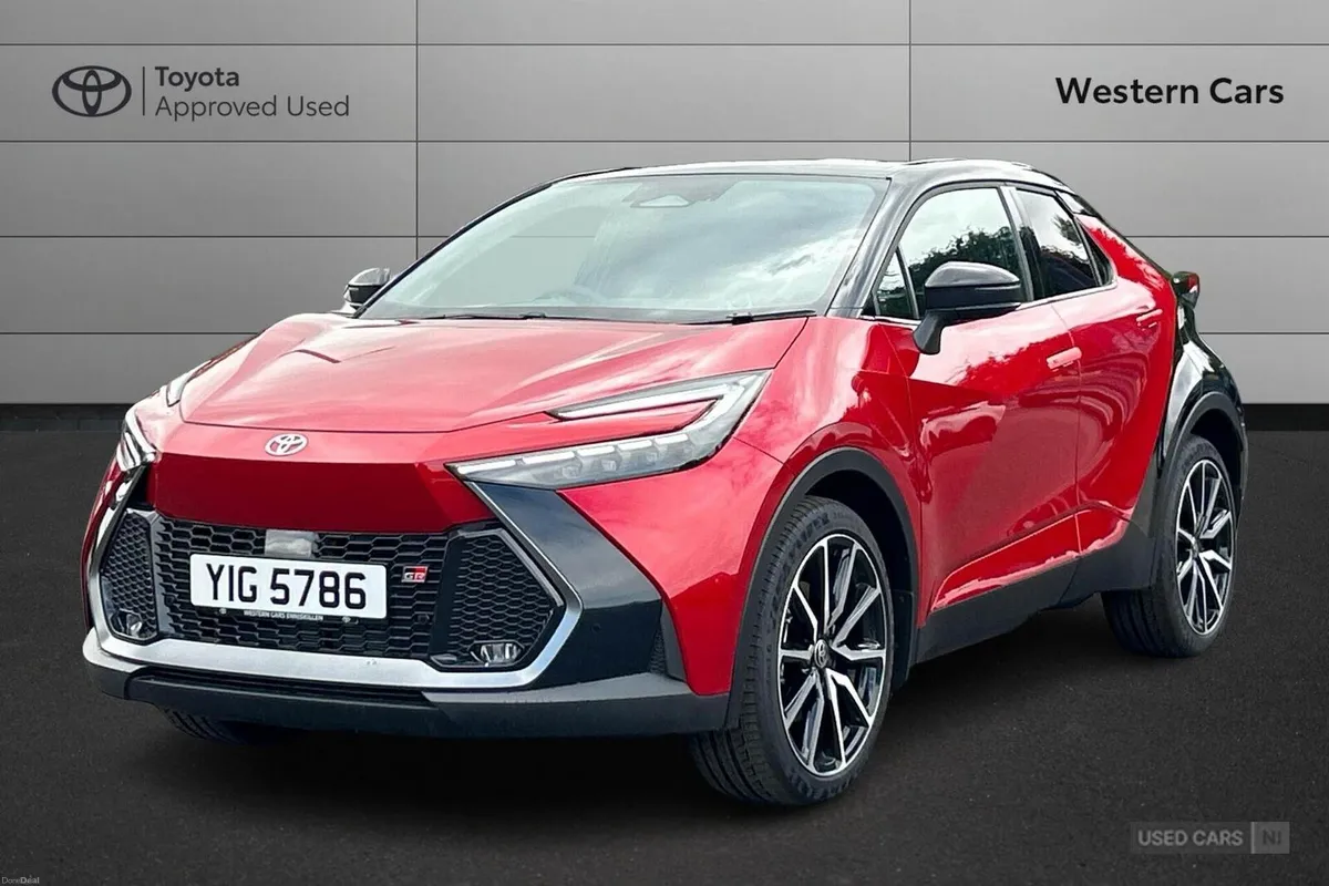 Toyota C-HR 2.0 VVT 13.6kWh GR SPORT CVT Euro 6 (s - Image 3