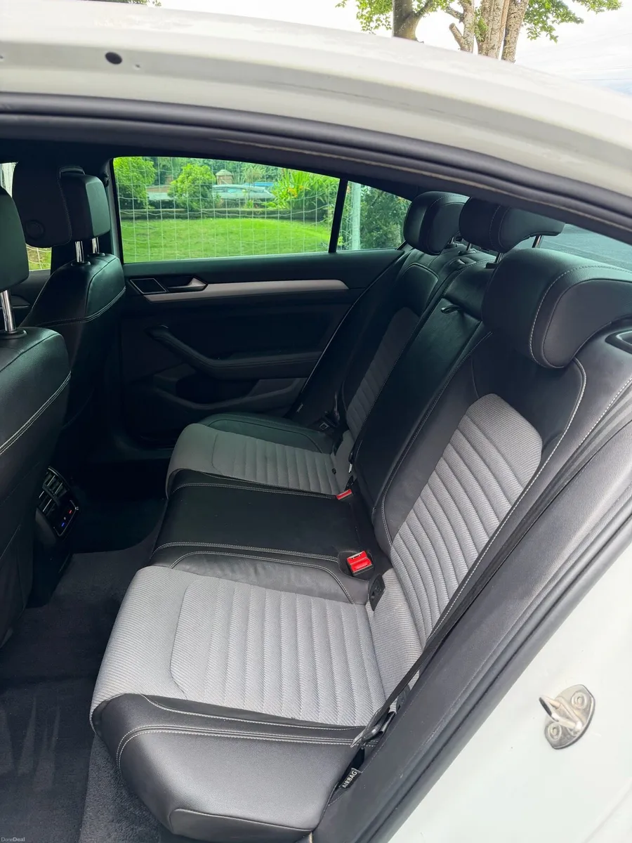 2016 Passat R-Line 2.0 Diesel - Image 6
