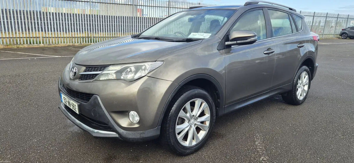2015 Toyota RAV4 SOL 2.0 D4D - Image 2