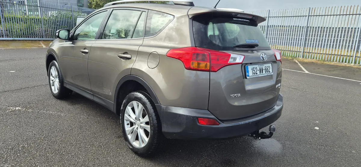 2015 Toyota RAV4 SOL 2.0 D4D - Image 3