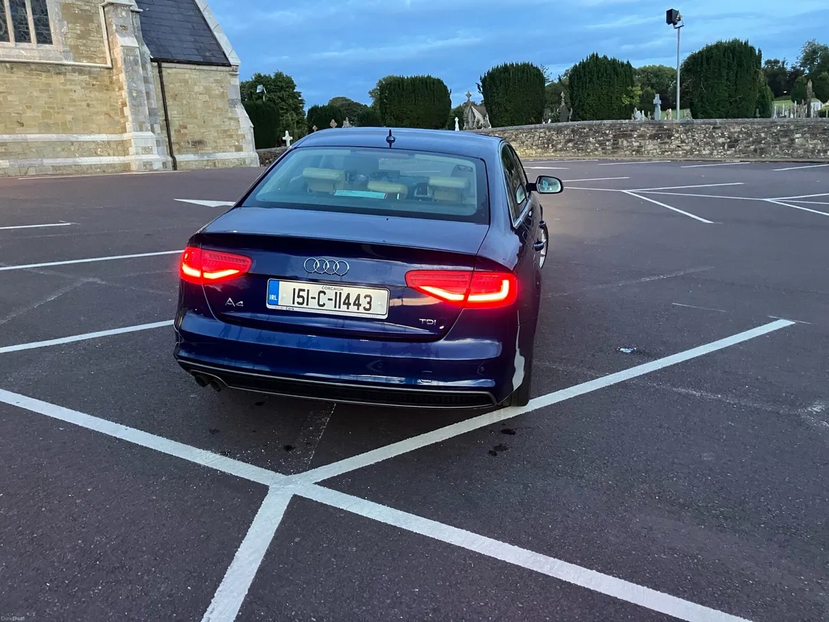 Audi A4 S-line low mileage - Image 3