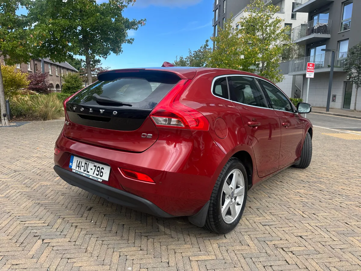 Volvo V40 2014 - Image 3